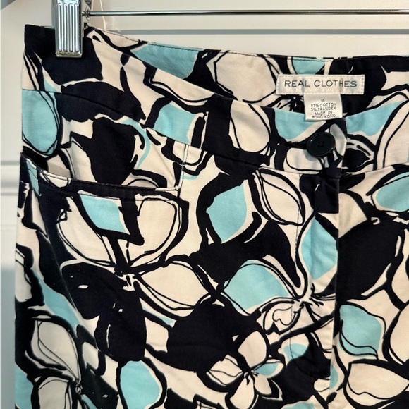 Floral Print Women's Pants - Picture 2 of 3